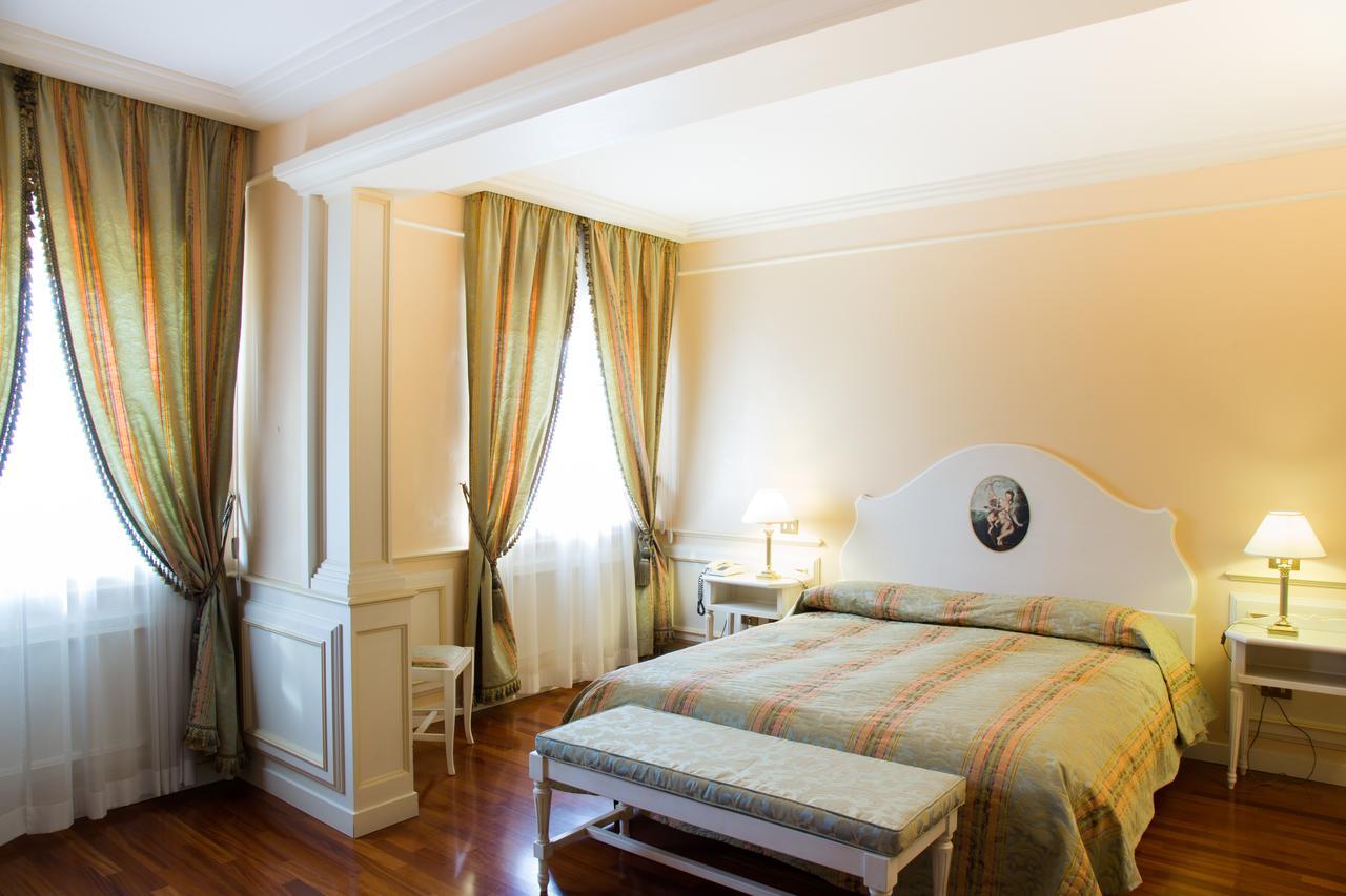 Hotel Tuder Todi