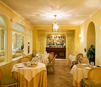 Hotel Tuder